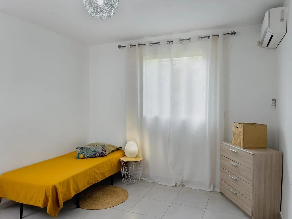 Villa Armony, Havre De Paix Lamentin 0*,